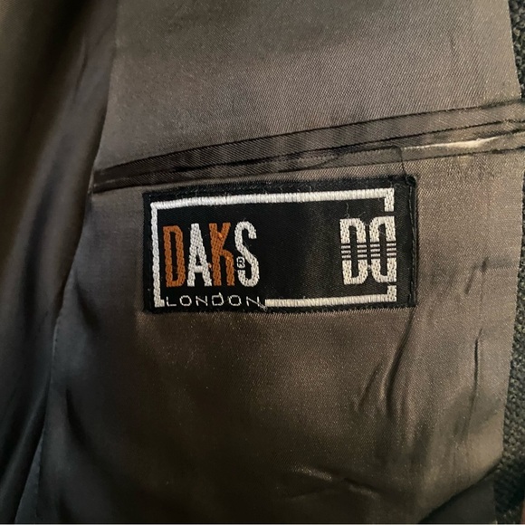 Classic Men's Blazer in Dark Gray pure virgin wool. - Picture 3 of 12